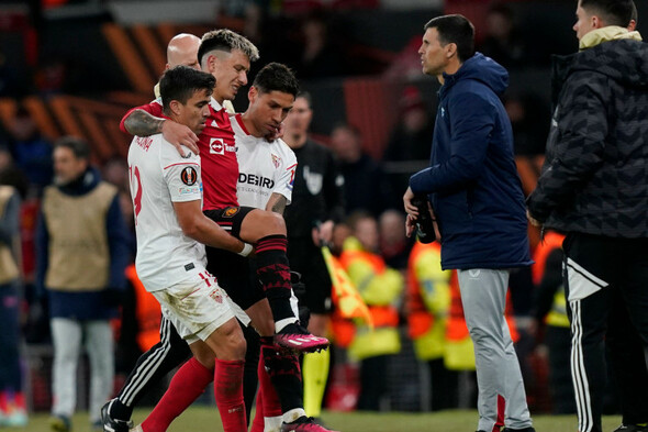 'Not the Achilles' but Man United await official diagnosis for Martinez injury - Vimarsana News
