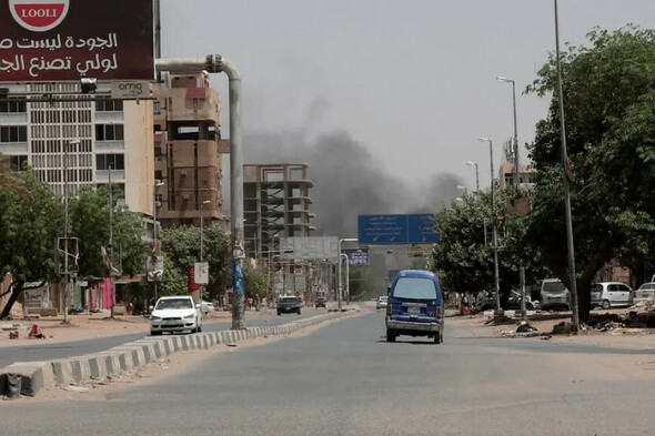 Fighting erupts in Khartoum as army clashes with paramilitary forces - Vimarsana News