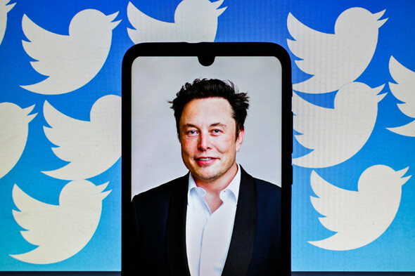 Extract: 'Elon Musk's Twitter takeover shows we badly need a new future for social media' - Vimarsana News