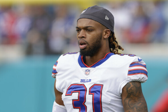 NFL star Hamlin 'fully cleared' to resume football after cardiac arrest - Vimarsana News
