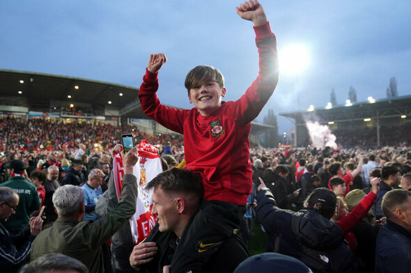 Wrexham follow Hollywood script to reach the Football League - Vimarsana News