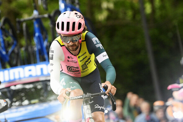 Ben Healy joins greats of Irish cycling with breakaway stage win at Giro d'Italia - Vimarsana News