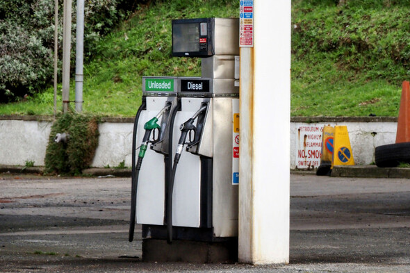 Petrol prices fall to the lowest since September 2021 but rises expected next month - Vimarsana News