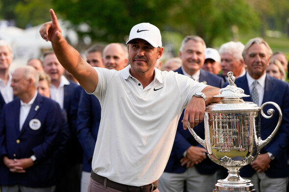 Koepka leaves McIlroy in the shade to stake his claim as the best golfer of his generation - Vimarsana News