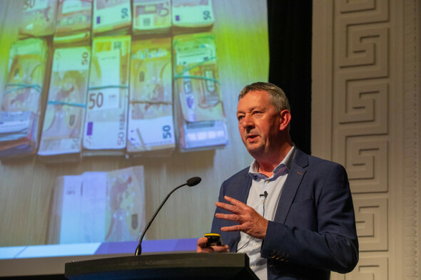 Ireland at the centre of a probe into a new money laundering scheme by crime gangs - Vimarsana News
