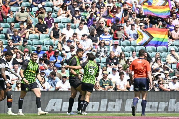 Hansen says jeered Folau 'can't be punished for life' - Vimarsana News