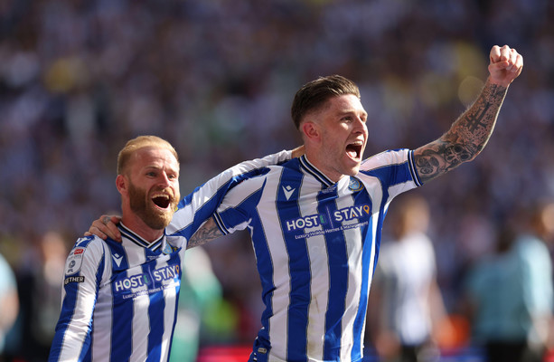 Windass scores in dying seconds to send Sheffield Wednesday into Championship