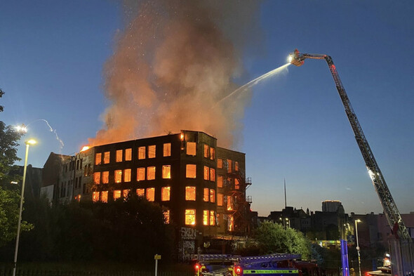 Fire in derelict building in Belfast - Vimarsana News