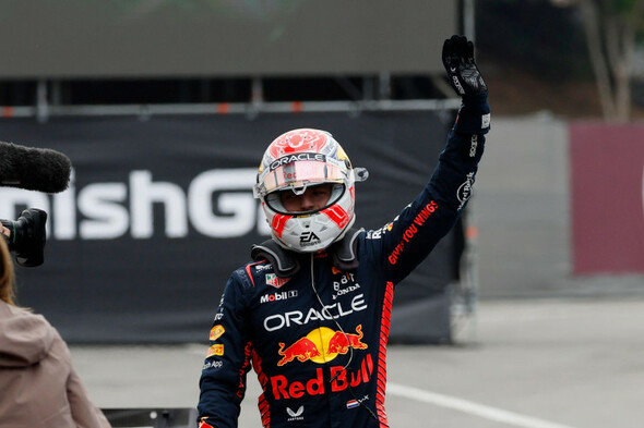 Lewis Hamilton and George Russell collide as Max Verstappen claims pole - Vimarsana News