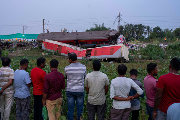 Trains resume service at site of India's deadliest train disaster in decades - Vimarsana News