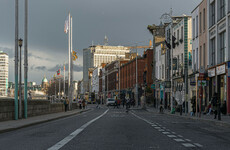 Man assaulted by a large group of men on Dublin's Aston Quay on bank holiday afternoon