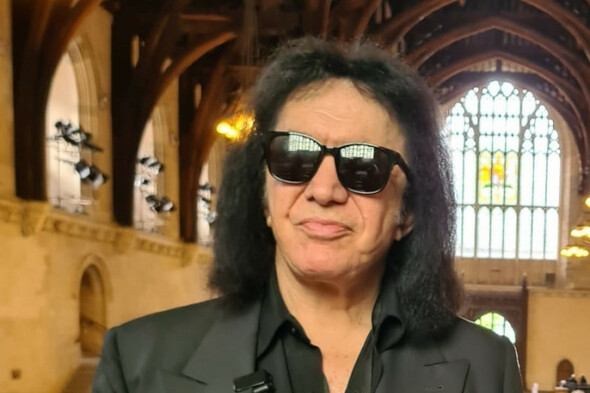 Kiss star Gene Simmons visits UK Parliament as guest of the DUP's Ian Paisley Jr - Vimarsana News