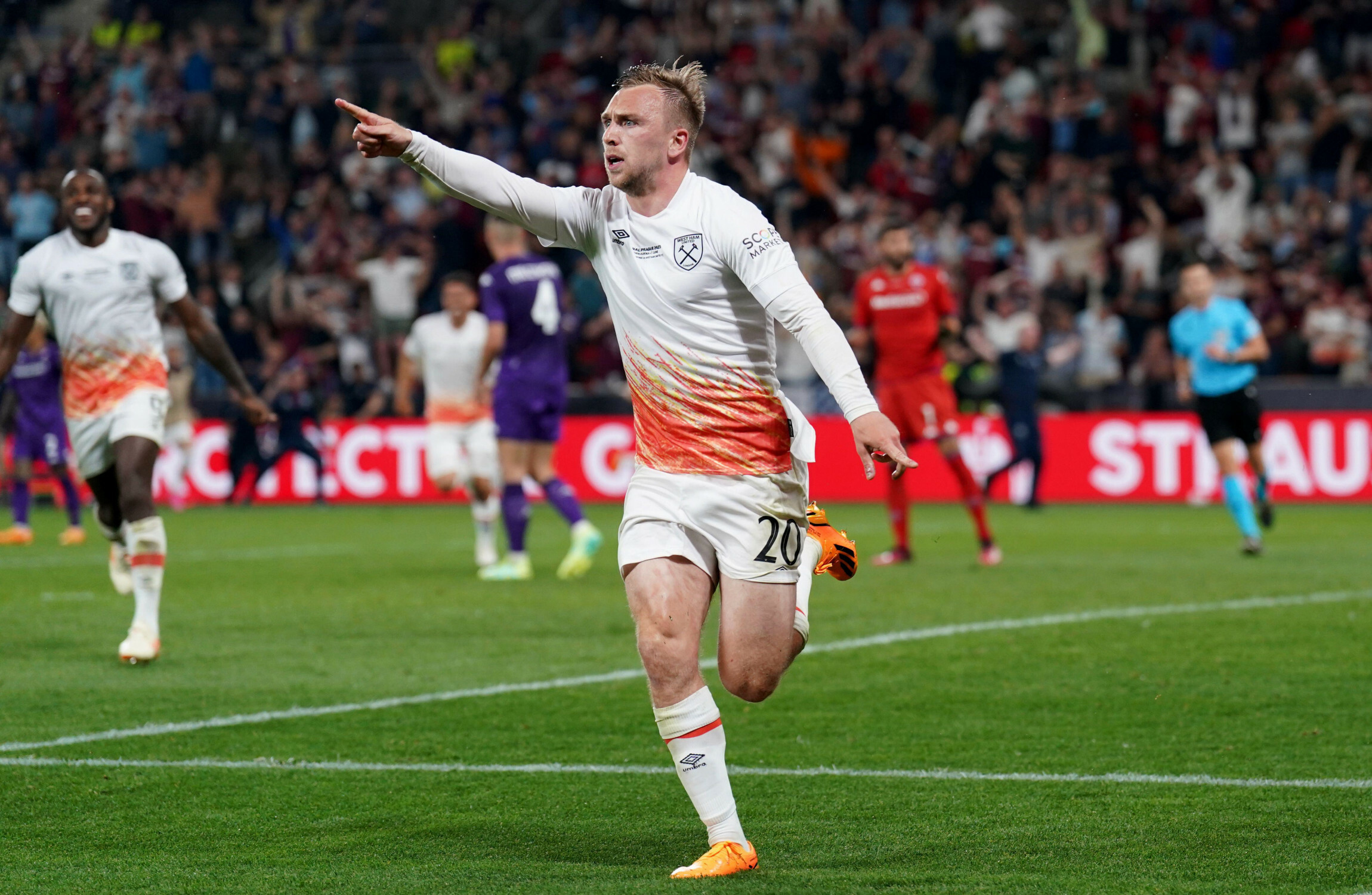 Late winner ends West Ham's 43-year trophy wait to clinch Europa Conference League - Vimarsana News