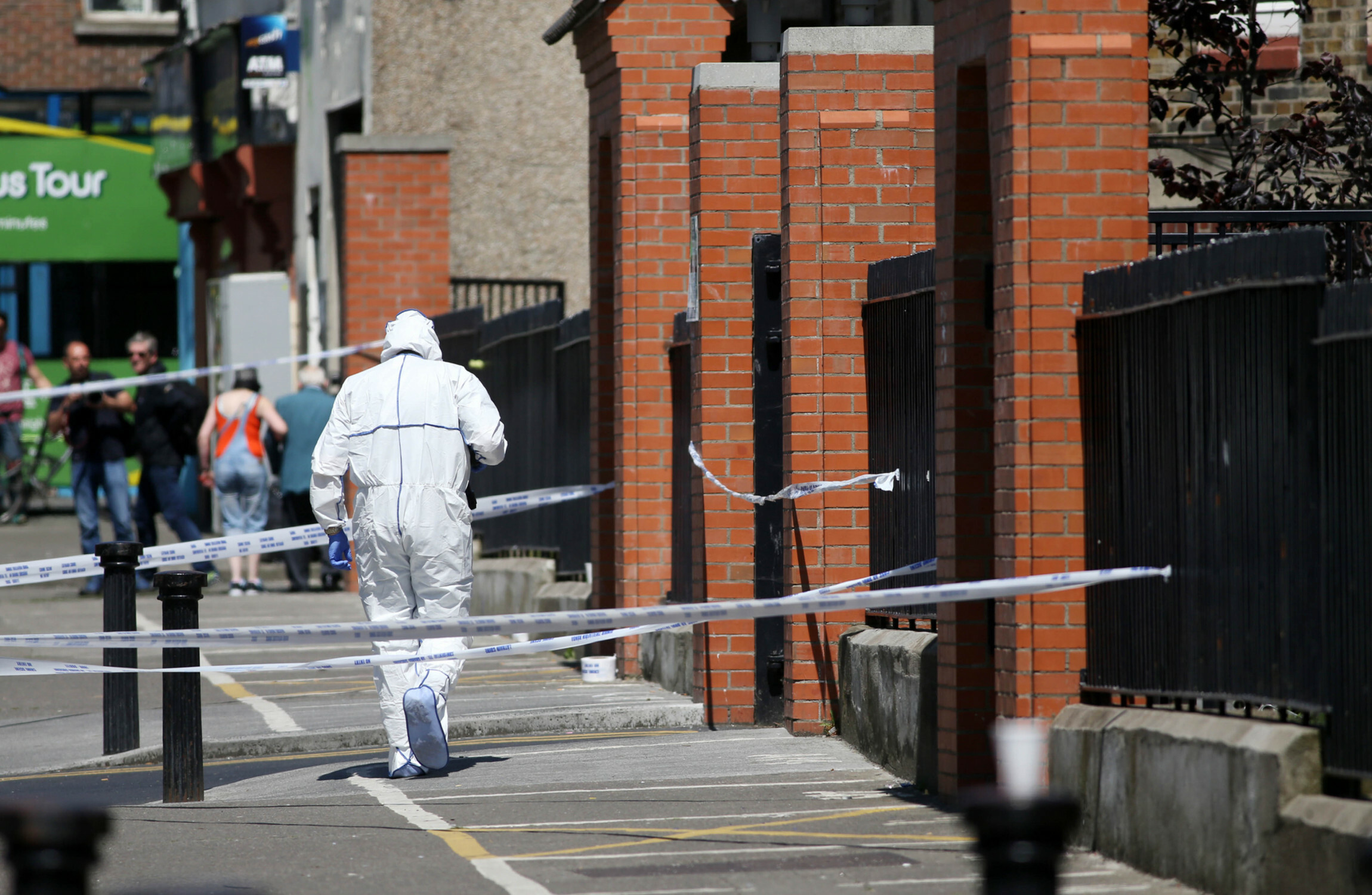 Ross Hutch told gardaí 'it's the f**king feud' after he found cousin shot dead, court hears - Vimarsana News