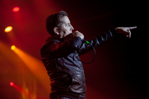 Nine compelling TV performances from Christy Dignam and Aslan over the years - Vimarsana News
