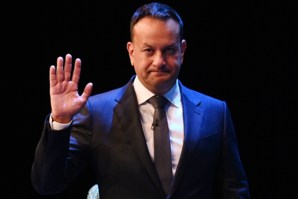Leo Varadkar says losing a border poll would 'take the issue off the agenda for a long period' - Vimarsana News