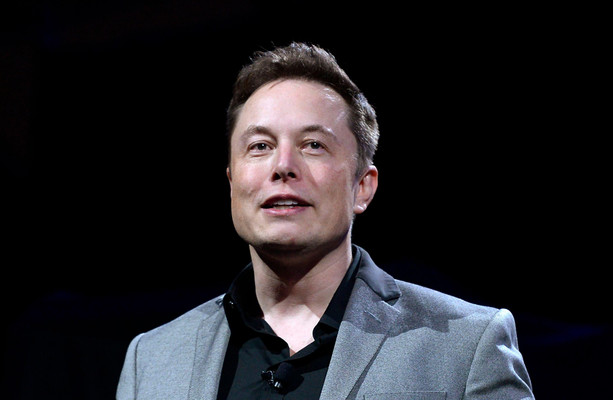 Elon Musk Throws Podcaster Lex Fridman, Training For Mark