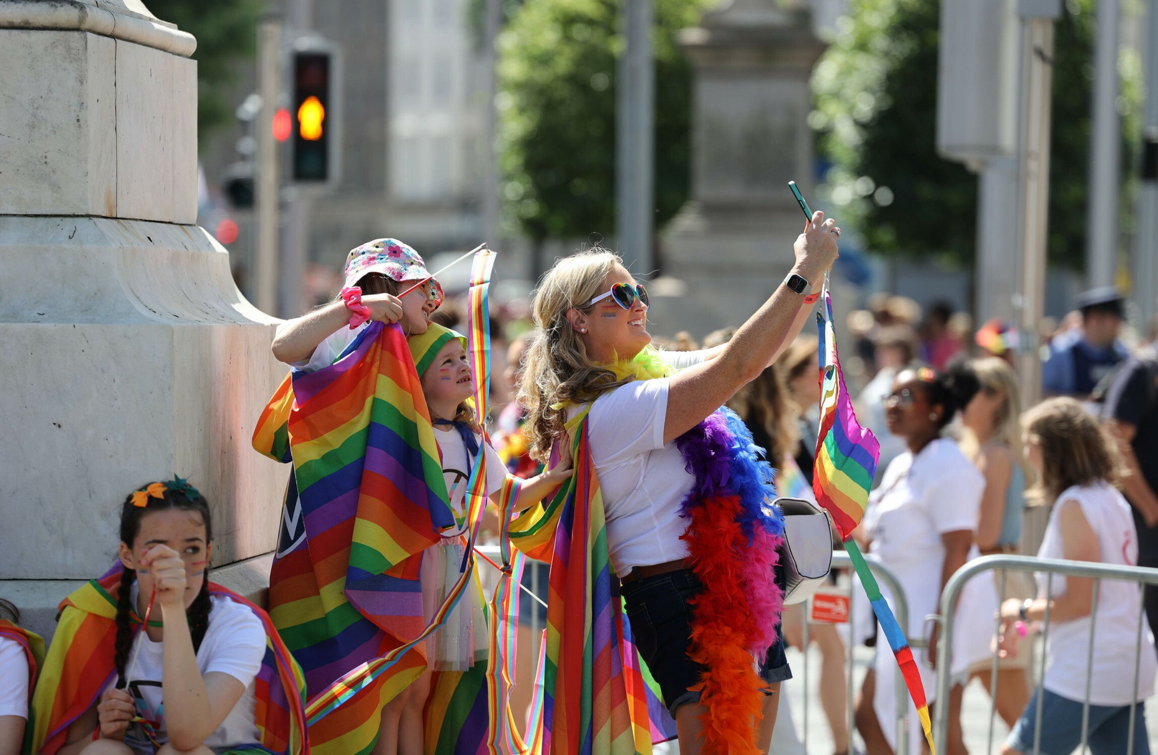 Thousands march through Dublin for Pride parade 40th anniversary - Vimarsana News