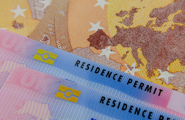 Migrant rights group calls for reduction in non-EU residence permit fee