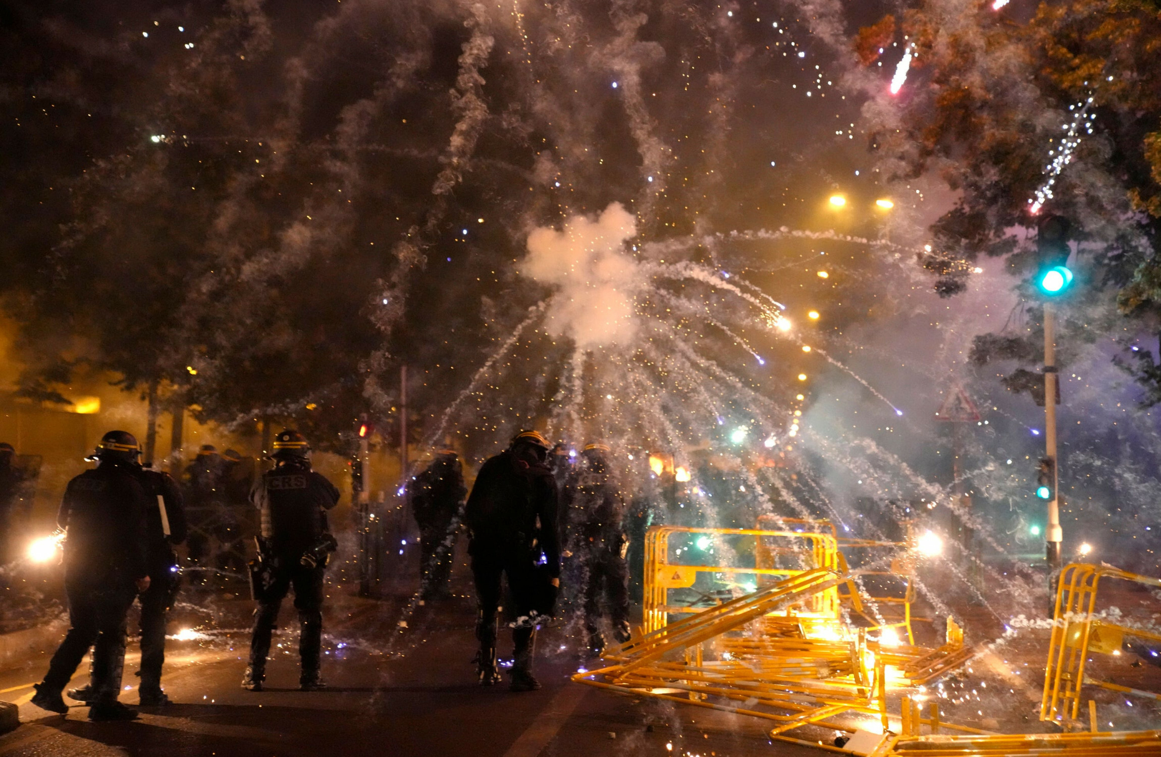 Protests grip France as 667 arrested during third night of rioting over police shooting of teen - Vimarsana News