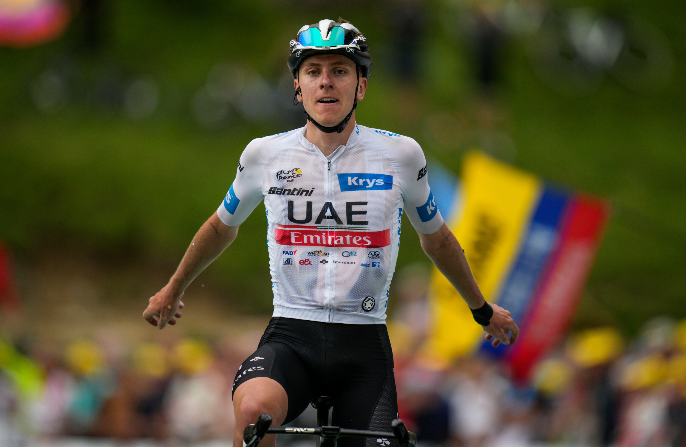 Pogacar wins Tour de France summit duel with Vingegaard - Vimarsana News