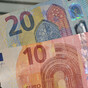 Poll: Should the minimum wage be increased to €12.70 for 2024?