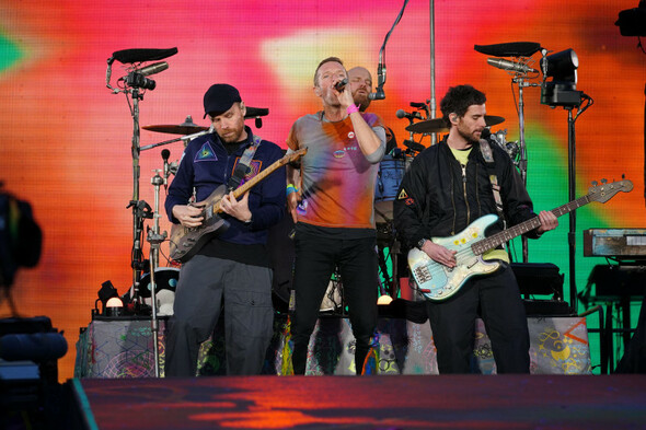 Ticketmaster website crashes for some Coldplay fans trying to secure pre-sale tickets - Vimarsana News