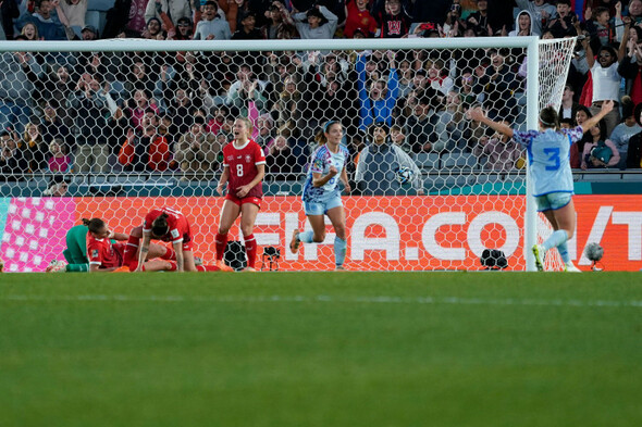 Five-star Spain crush Switzerland to advance to last eight - Vimarsana News