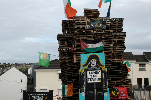 Man hospitalised after falling from bonfire in Derry on Friday night - Vimarsana News