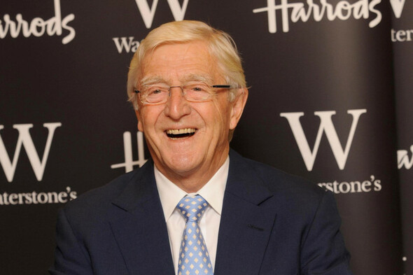 Legendary interviewer Michael Parkinson dies aged 88 - Vimarsana News