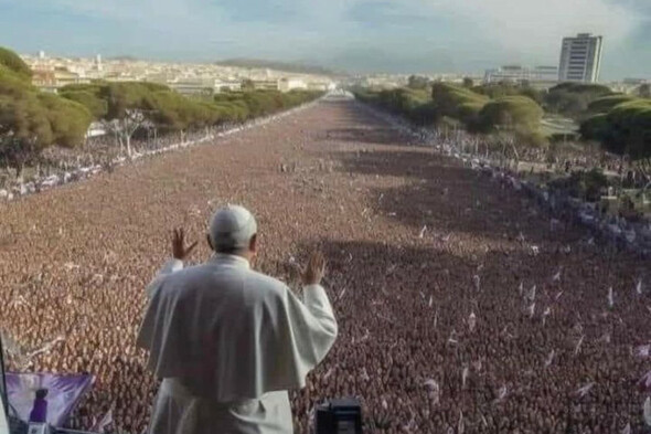 Debunked: Irish users among those fooled by AI image of Pope in front of huge crowds - Vimarsana News