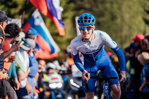 Frustration for Eddie Dunbar as DSM-Firmenich earn Vuelta first stage win amid rain - Vimarsana News