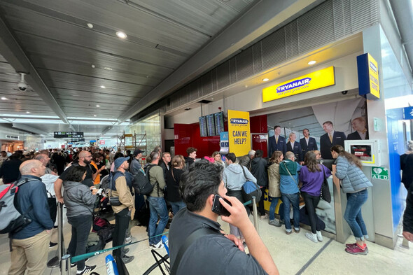 Irish flights delayed and cancelled due to UK air traffic control fault - Vimarsana News
