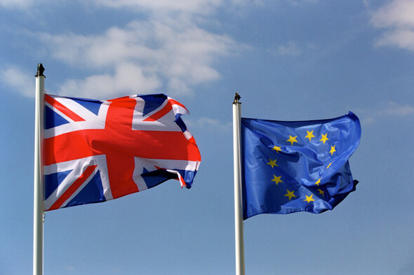 Britain delays introducing post-Brexit border checks until January 2024 - Vimarsana News