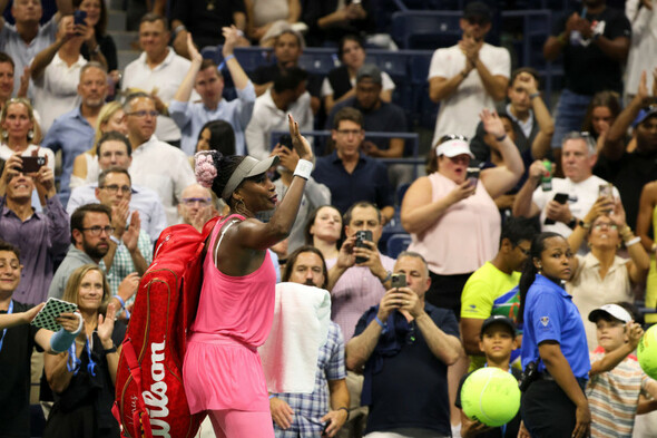 Disappointment for Venus Williams at US Open while Carlos Alcaraz advances - Vimarsana News