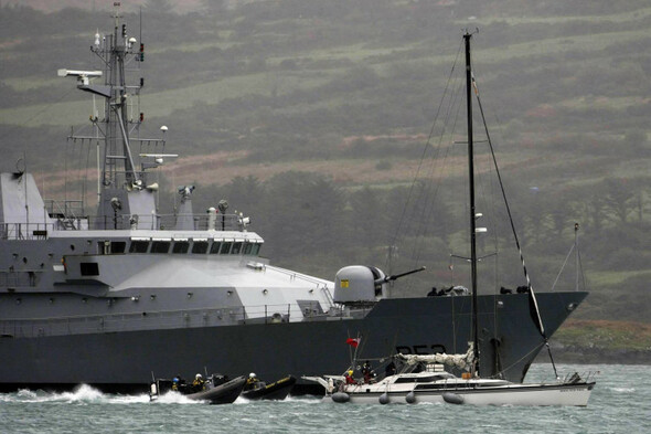 Fishing boat owners turning to work with drug trafficking gangs to deal with financial pressures - Vimarsana News