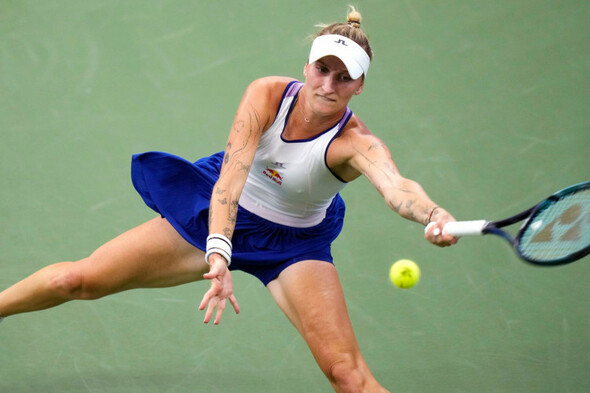 Wimbledon champion Vondrousova edges closer to back-to-back Grand Slam titles - Vimarsana News