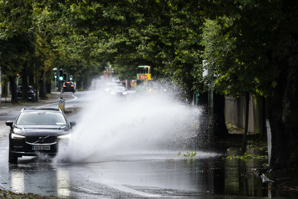 12 counties issued status yellow rain warning, with status orange warning for Cork - Vimarsana News