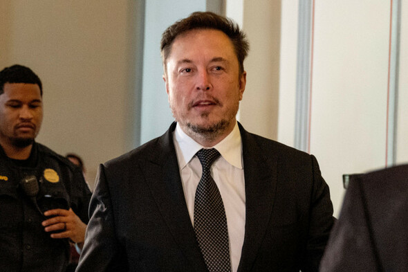Musk moots Twitter paywall that could charge users 'small monthly fee' - Vimarsana News