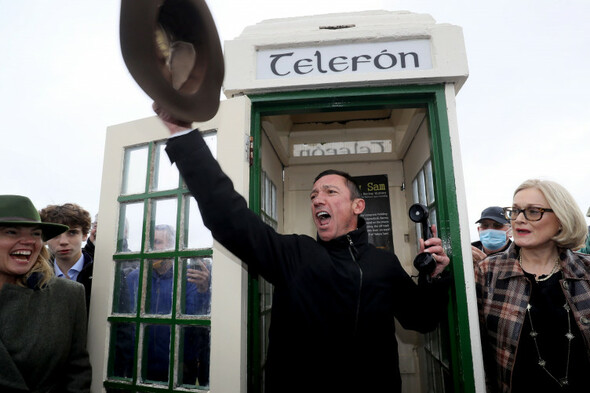 Dettori defends Barney Curley crown at storm-hit Bellewstown - Vimarsana News