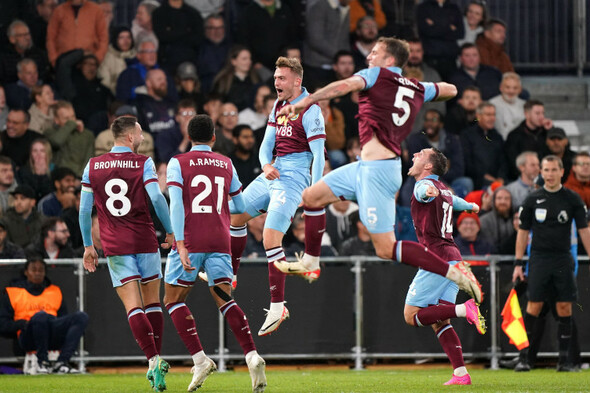Burnley beat Luton Town to pick up first Premier League win - Vimarsana News