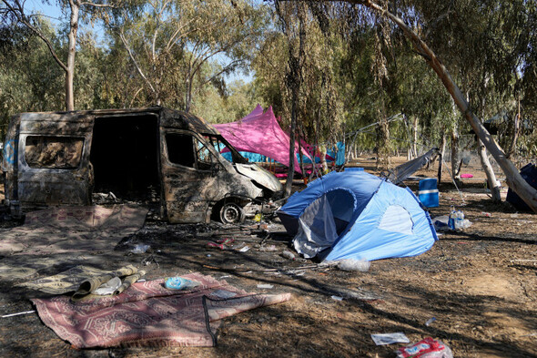 'People were dying all around': How a massacre unfolded at Israel music festival - Vimarsana News