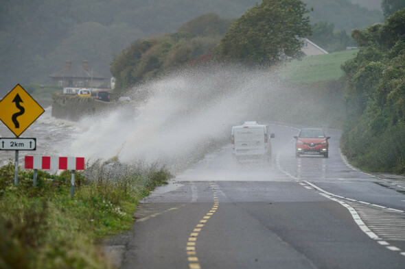 Yellow rain warnings issued for Cork and Kerry tomorrow - Vimarsana News