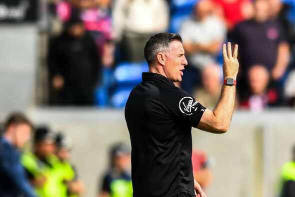 Mark Kennedy leaves head coach role at Lincoln City - Vimarsana News