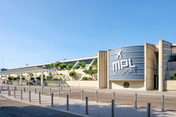 14 airports in France hit by bomb threats today, with at least eight evacuated - Vimarsana News