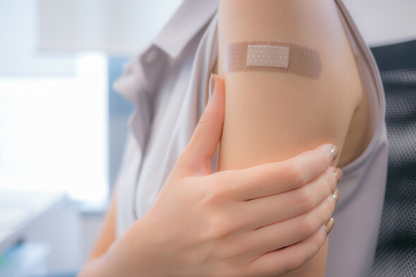 HPV vaccine 'significantly' reduces signs of pre-cancer in young women, study shows - Vimarsana News