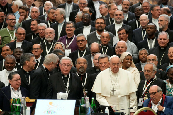 Census reveals 10% drop in number of Catholics in Ireland and rise in people with no religion - Vimarsana News