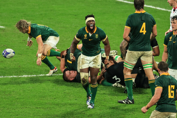 South Africa cling on against 14-man New Zealand to win record fourth Rugby World Cup - Vimarsana News
