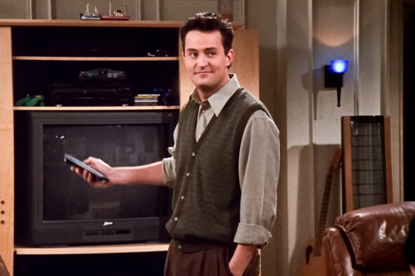'The world will miss you': Friends co-stars pay tribute to Matthew Perry following death - Vimarsana News