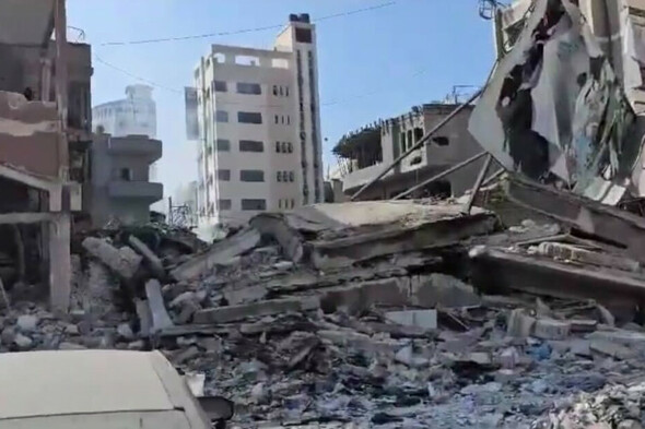 'We are trapped in this war': Irish citizen in Gaza says communities suffering 'extreme shortages' - Vimarsana News